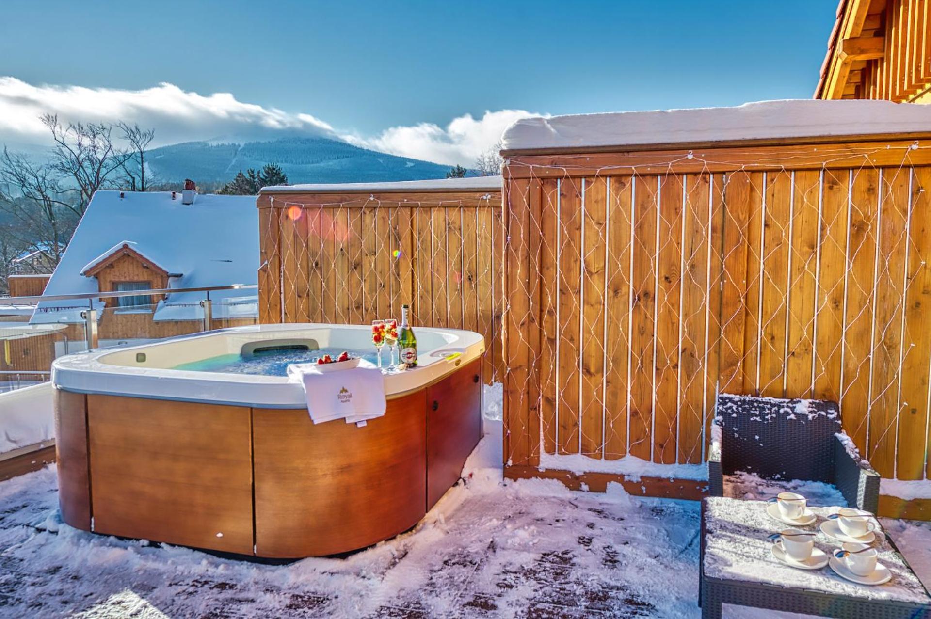 Royal Prestige Collection Z Prywatnym Jacuzzi - Stone Hill Resort Z Basenem I Saunami Szklarska Poręba Zewnętrze zdjęcie